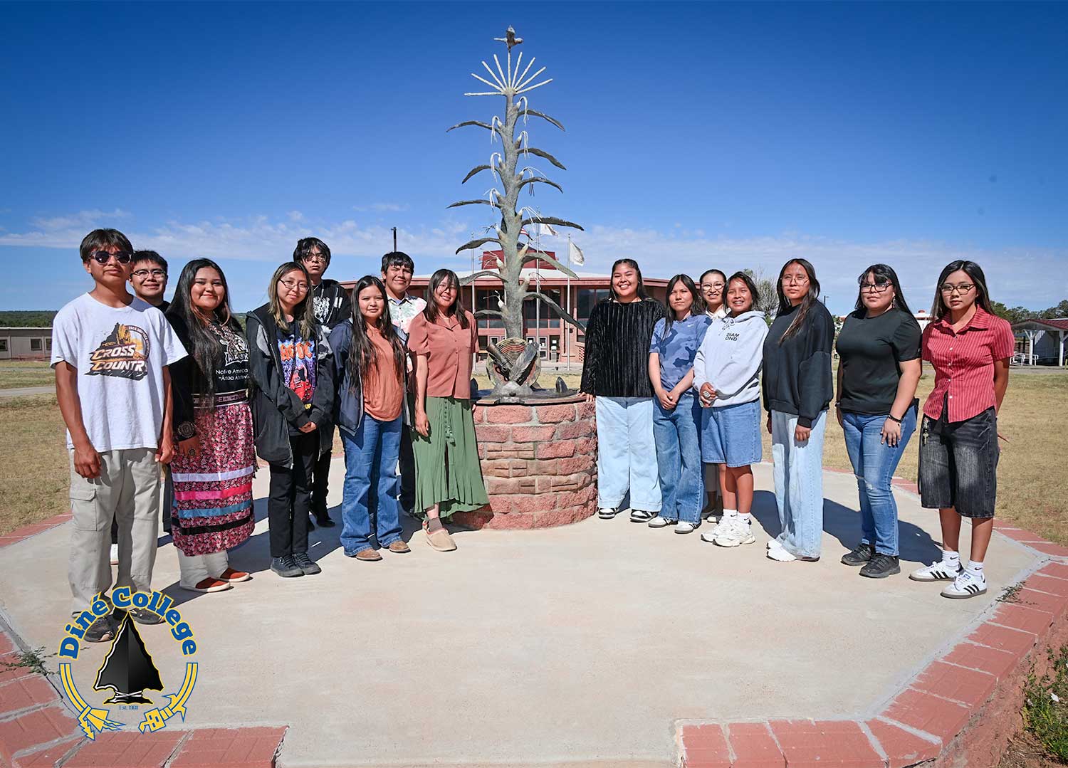 SI25-group-photo-optimized